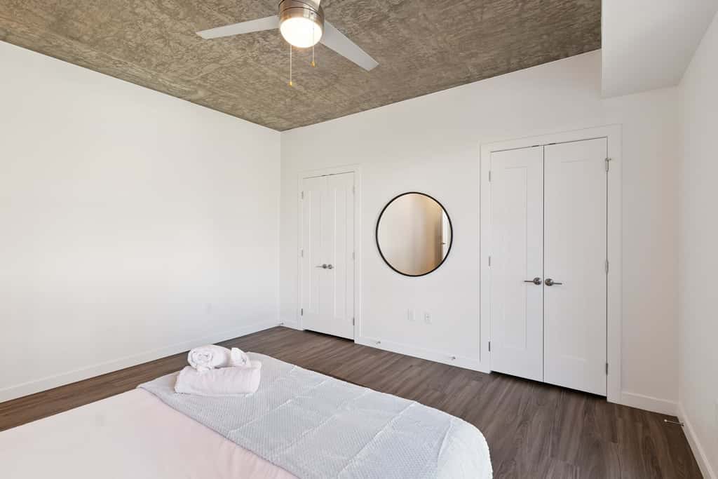 TWO CozySuites Adeline - 3BR