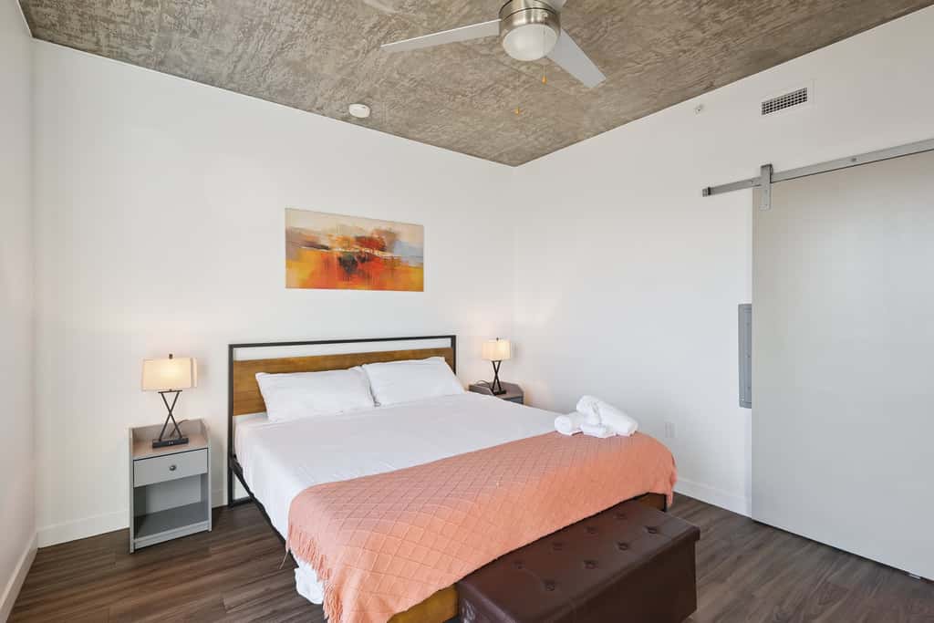 TWO CozySuites Adeline - 3BR