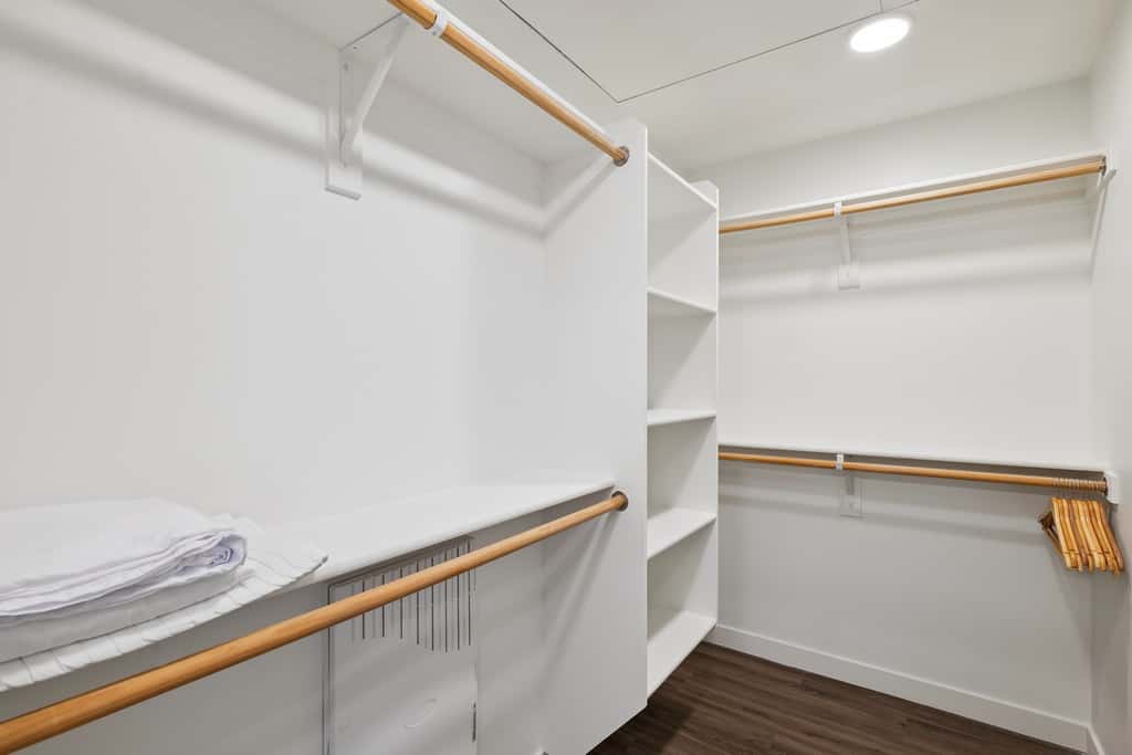 TWO CozySuites Adeline - 3BR