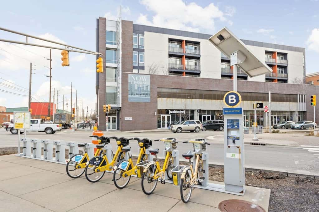 CozySuites I Trendy 1BR, Bottleworks Indy