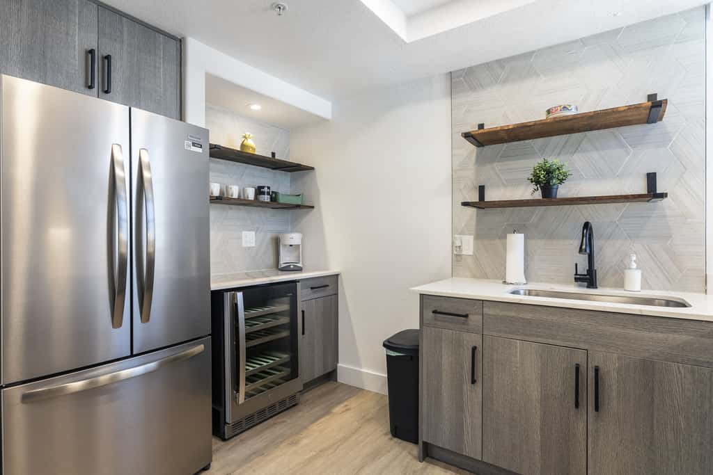 CozySuites 1BR/1BA at Kierland Commons with pool