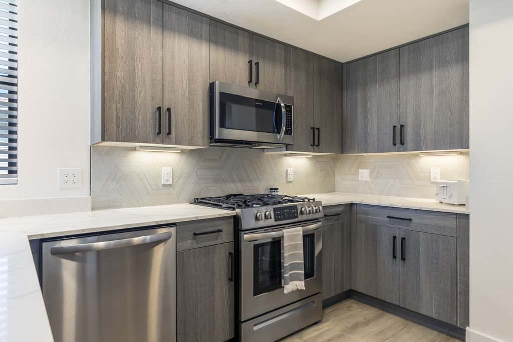 CozySuites 1BR/1BA at Kierland Commons with pool