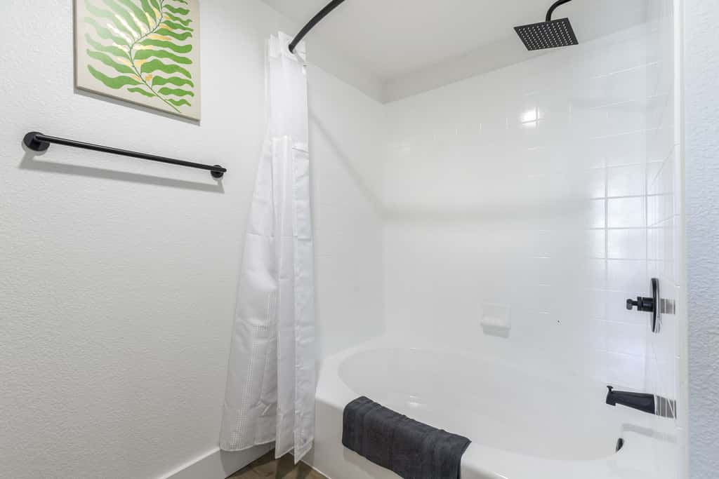 CozySuites 1BR/1BA at Kierland Commons with pool