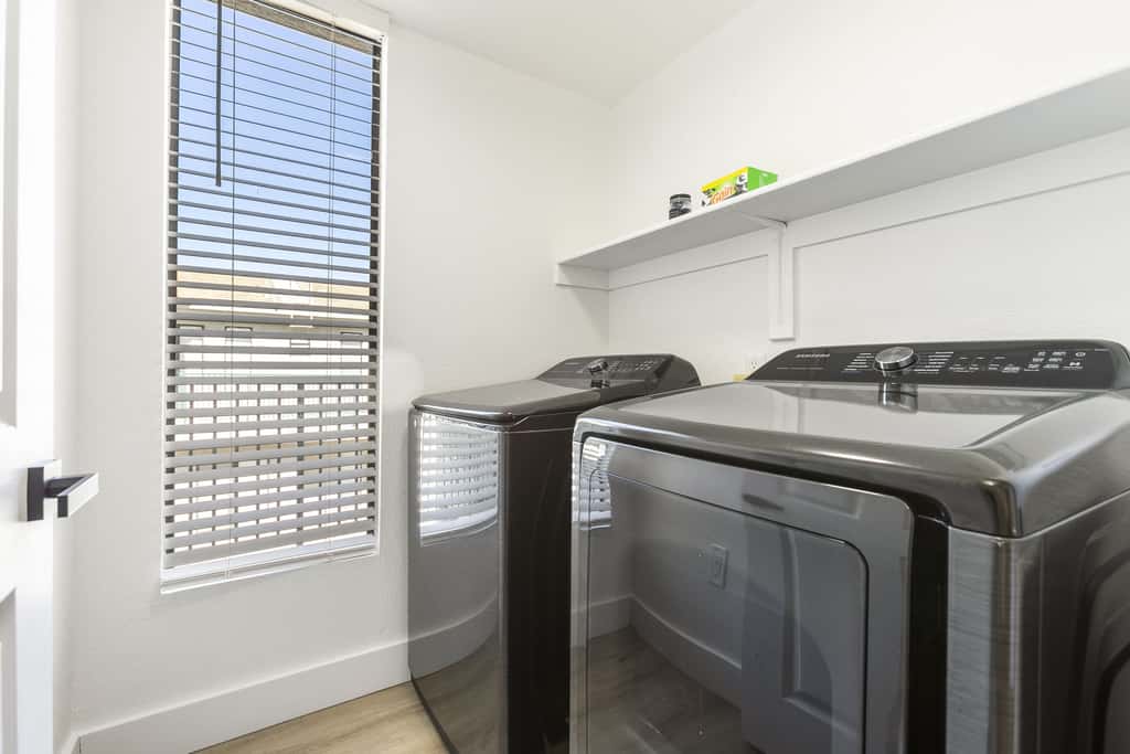 CozySuites 1BR/1BA at Kierland Commons with pool