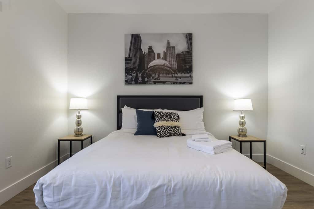 CozySuites 2BR/2BA at Kierland Commons with pool
