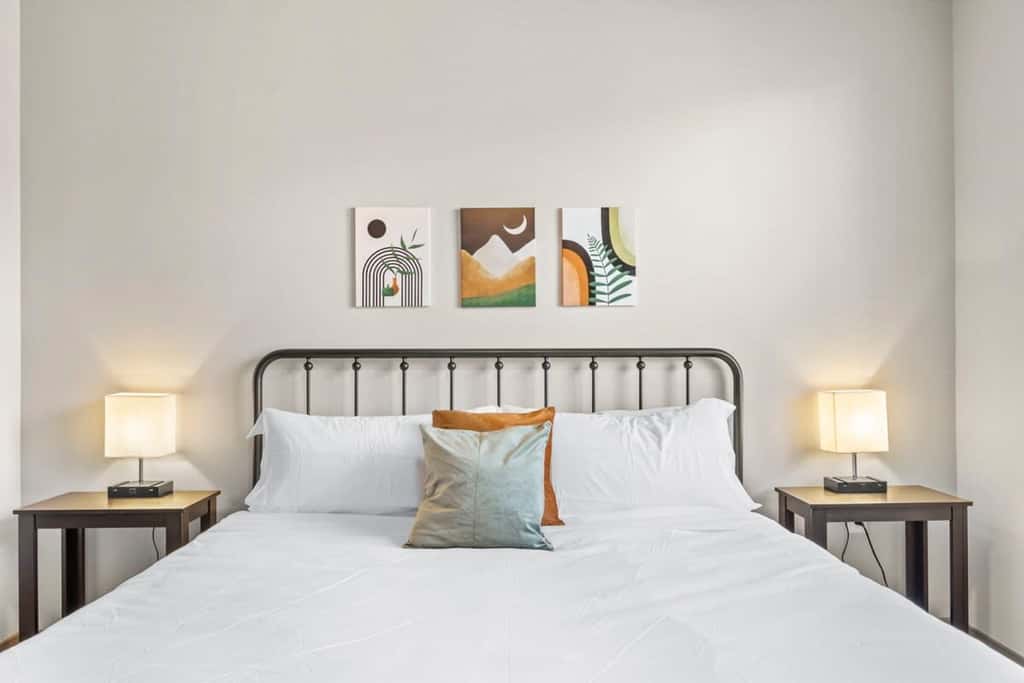 TWO Stunning Westgate CozySuites by Stadium | 3BR 