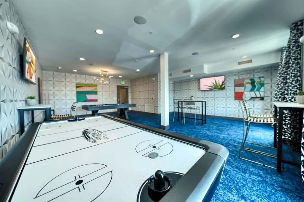 TWO Stunning Westgate CozySuites by Stadium | 3BR 