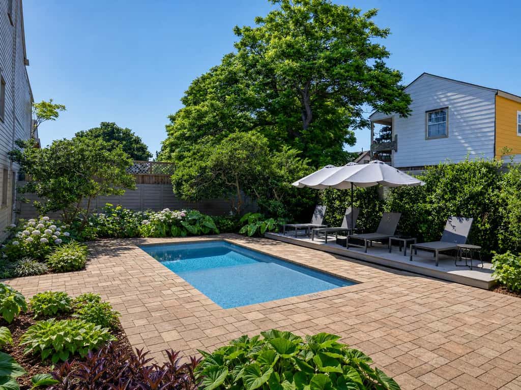 Roami at The Mandeville | One Bedroom