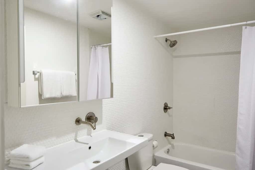Roami at The Mandeville | 3BR