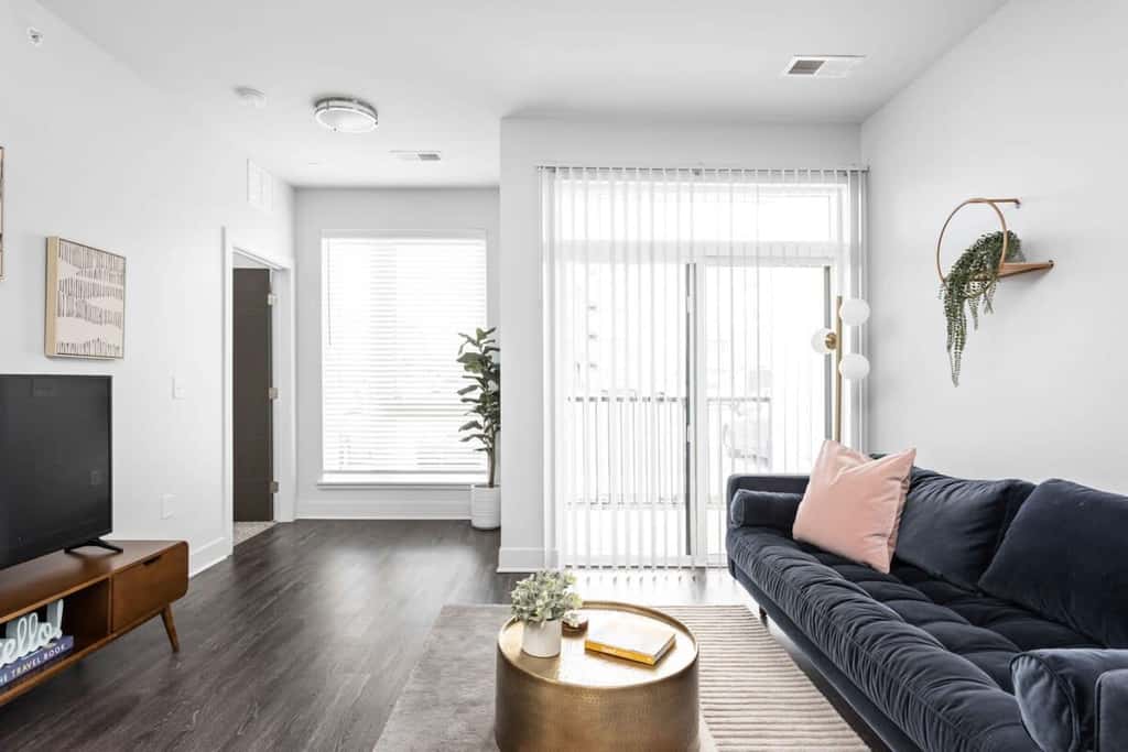 CozySuites Modern 1BR/1BA, Nora Indianapolis