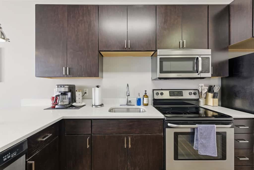 CozySuites | Modern SDO, Monument Circle, Indy