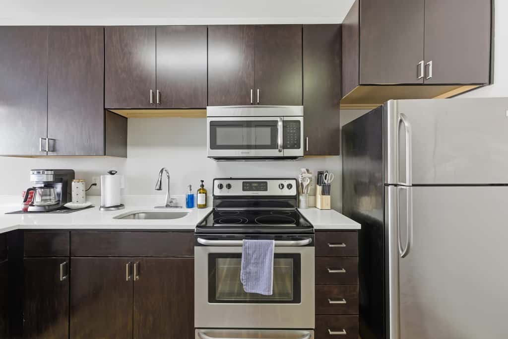 CozySuites | Modern SDO, Monument Circle, Indy