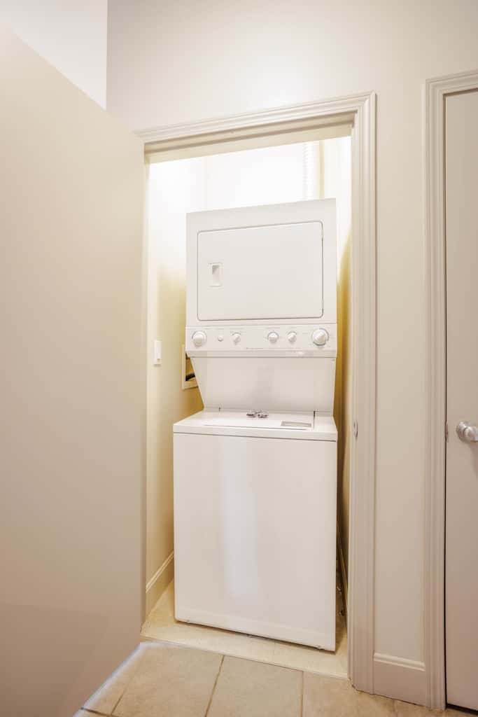 Two Stylish 4BR/4BA CozySuites at the Banks