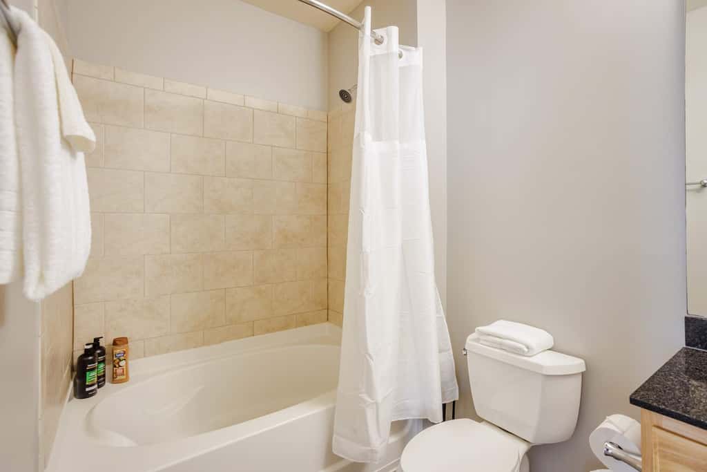 Two Stylish 4BR/4BA CozySuites at the Banks