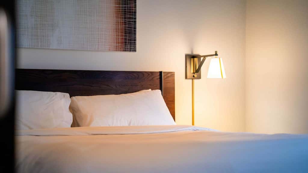 Roami at the Fitz | 1BR sleeps 4 | gym