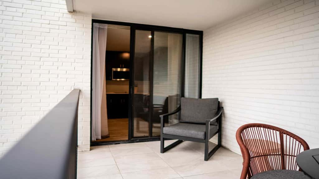 Roami at the Fitz | 1BR sleeps 4 | gym