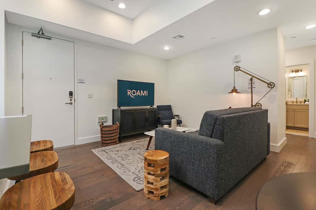 Roami at Bourbon Place |1 Block to Bourbon St| 1BR