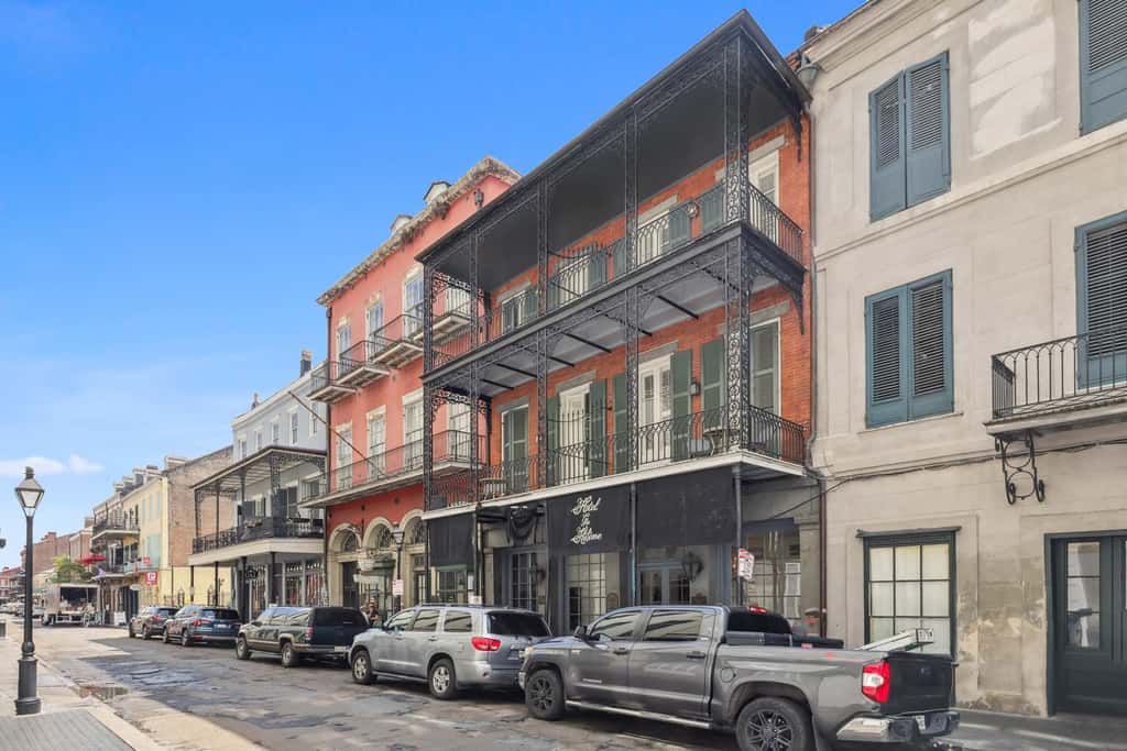 Roami at St. Helene | Combo unit | Chartres St.