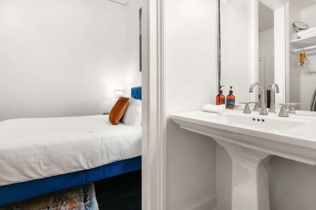 Roami at St. Helene | Combo unit | Chartres St.