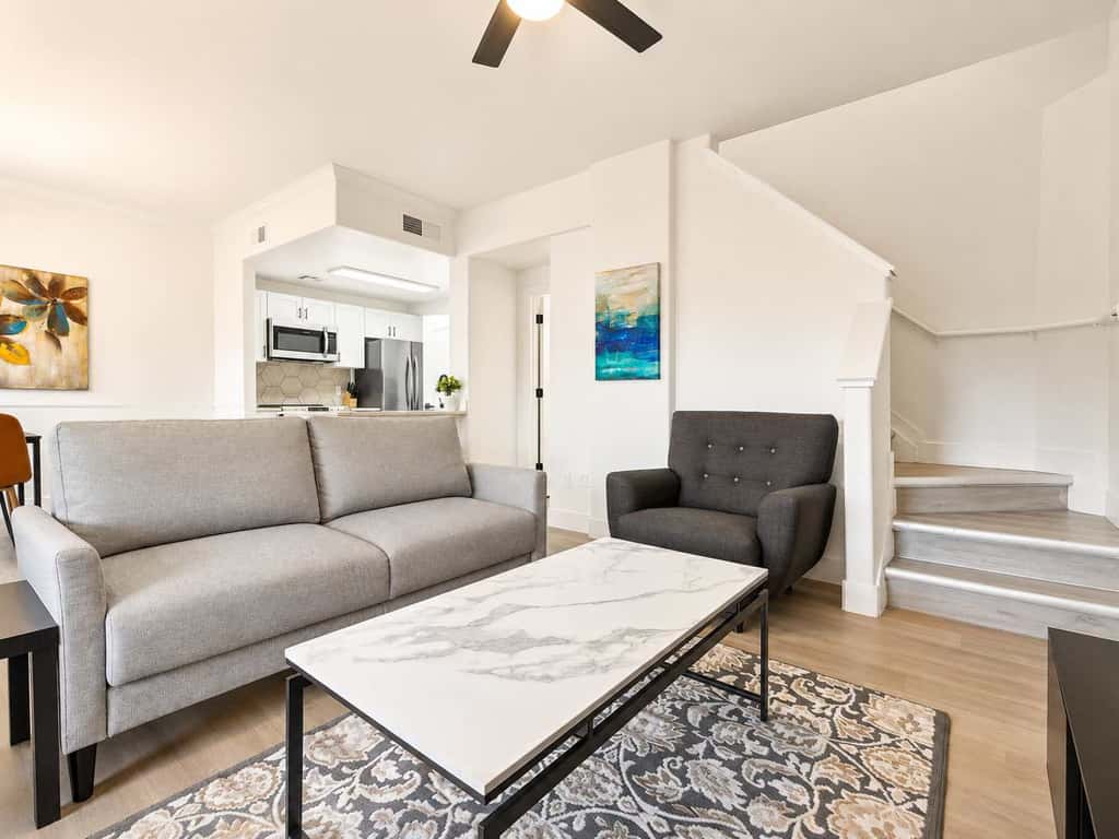 CozySuites Chandler 2BR with 2 pools + Jacuzzi!
