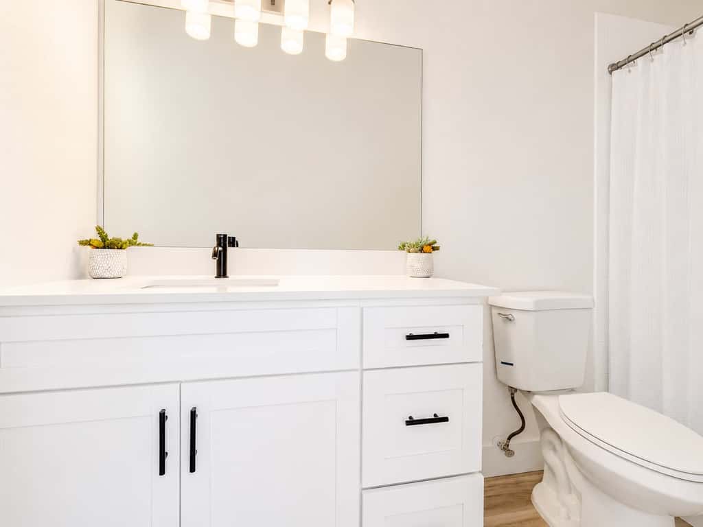 CozySuites Chandler 2BR with 2 pools + Jacuzzi!
