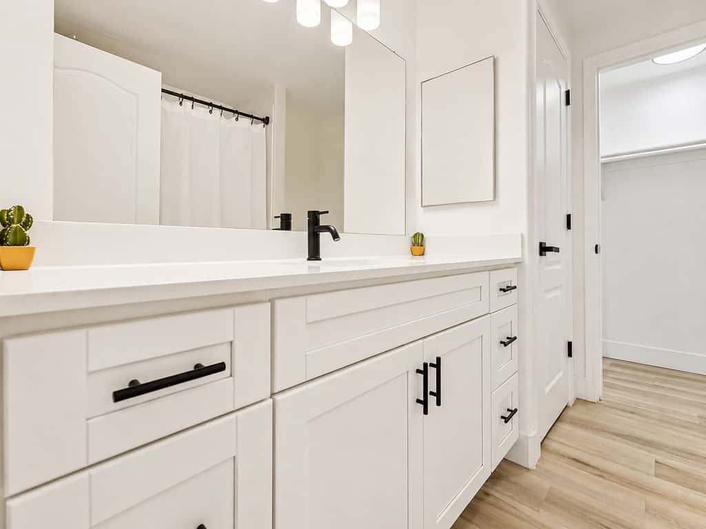 CozySuites Chandler 2BR with 2 pools + Jacuzzi!
