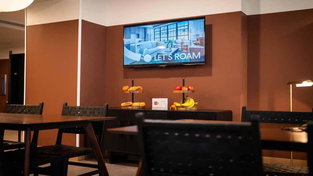Roami at the Fitz | SDO gym, laundry in building!