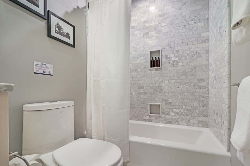 Roami at Factors Row | Courtyard | 3BR Combo