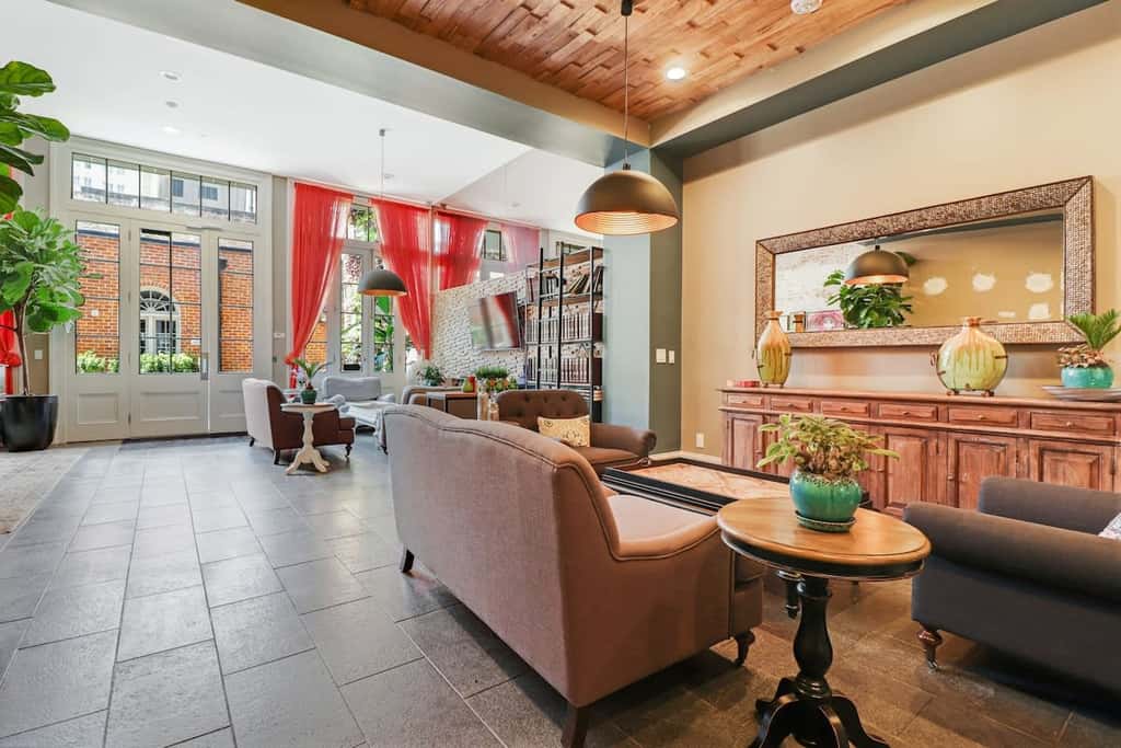 Roami at Factors Row | Courtyard | 3BR Combo
