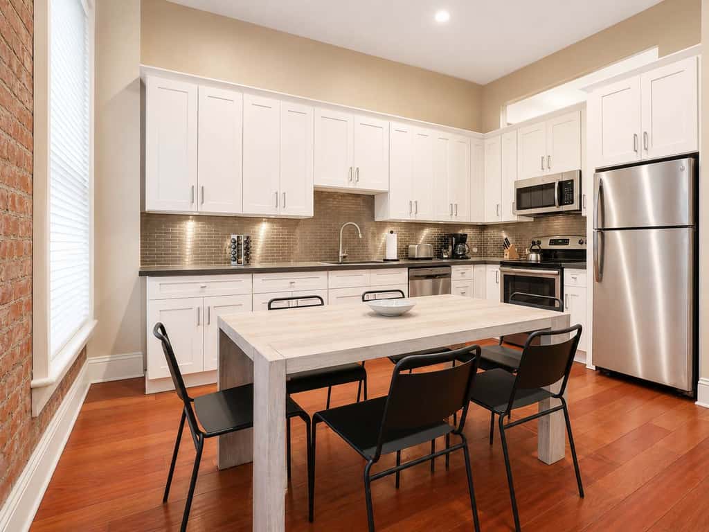 Roami at Factors Row | Courtyard | 3BR Combo