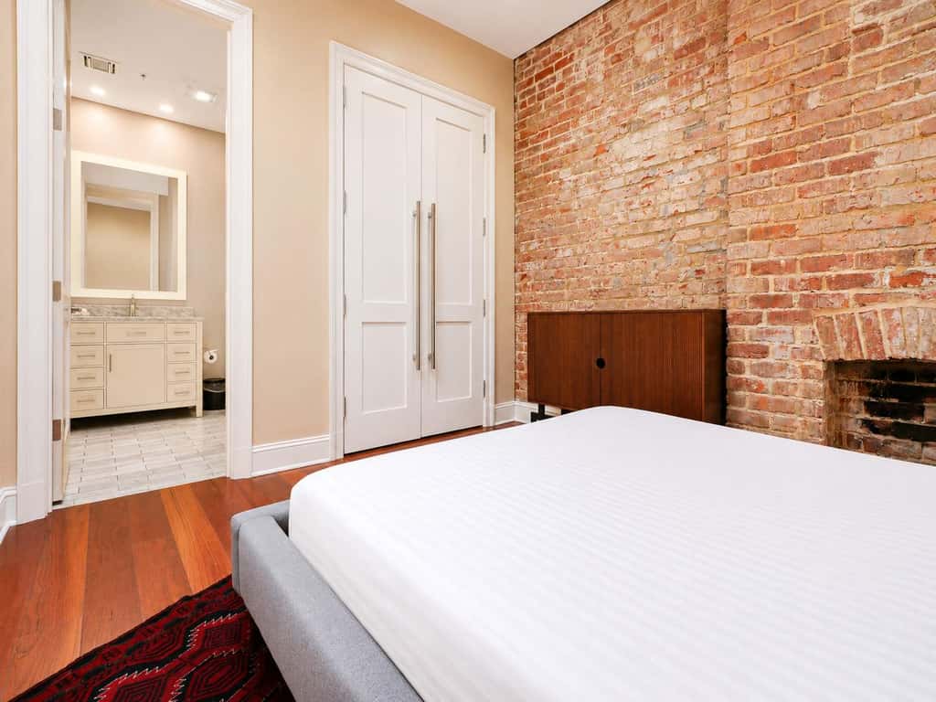 Roami at Factors Row | Courtyard | 3BR Combo
