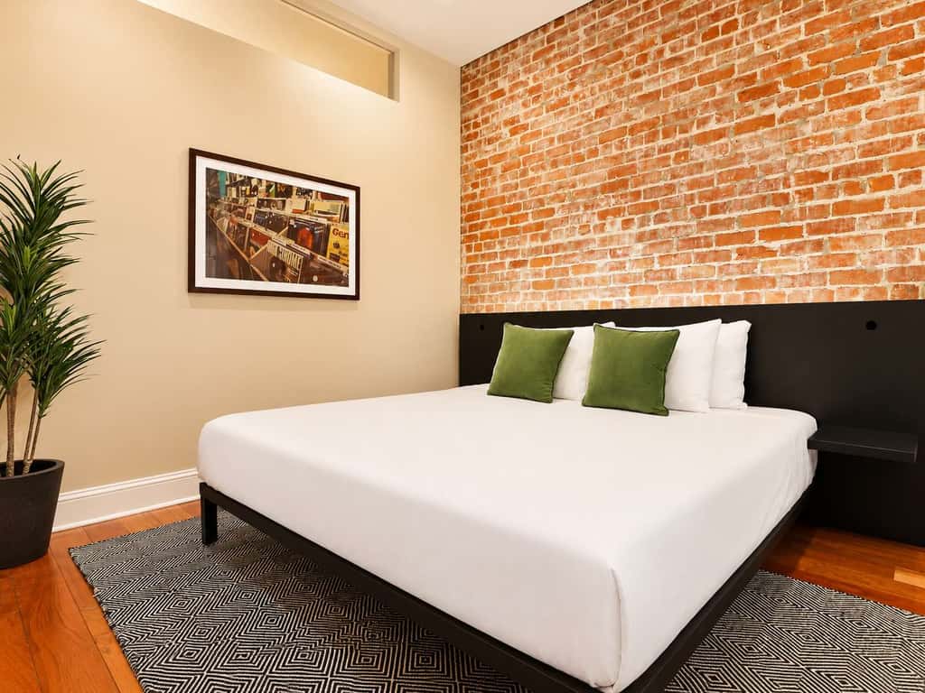 Roami at Factors Row | Courtyard | 3BR Combo