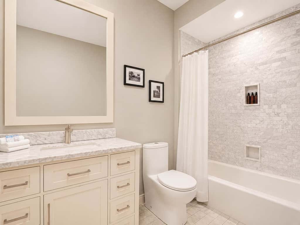 Roami at Factors Row | Courtyard | 3BR Combo