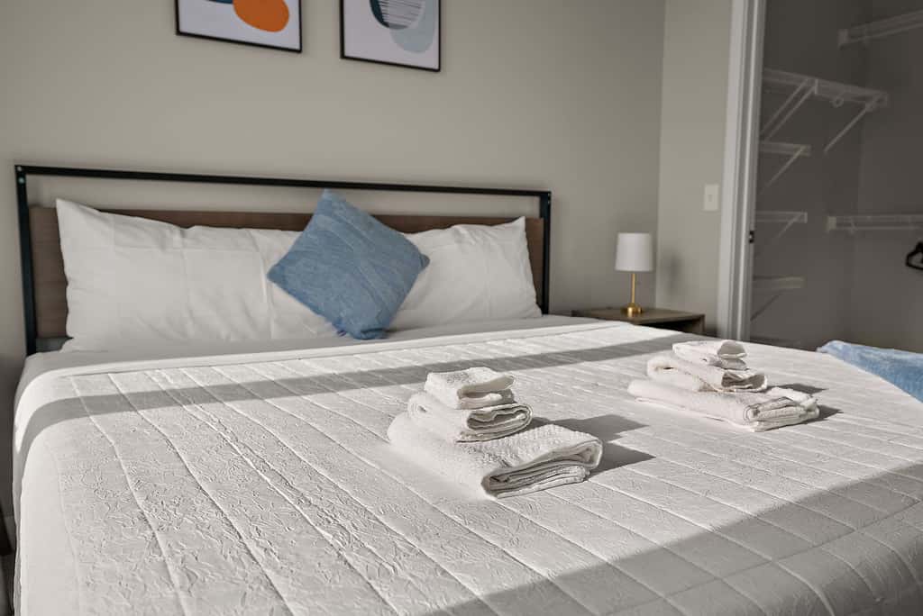 CozySuites in Marquee 2BR 2BA w/ pool & gym