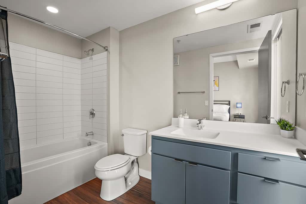 CozySuites in Marquee 2BR 2BA w/ pool & gym