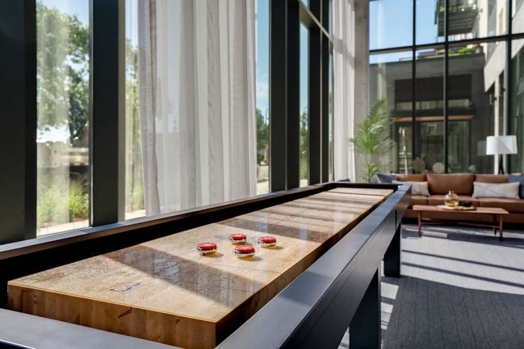 CozySuites in Marquee Studio w/ balcony,pool & gym
