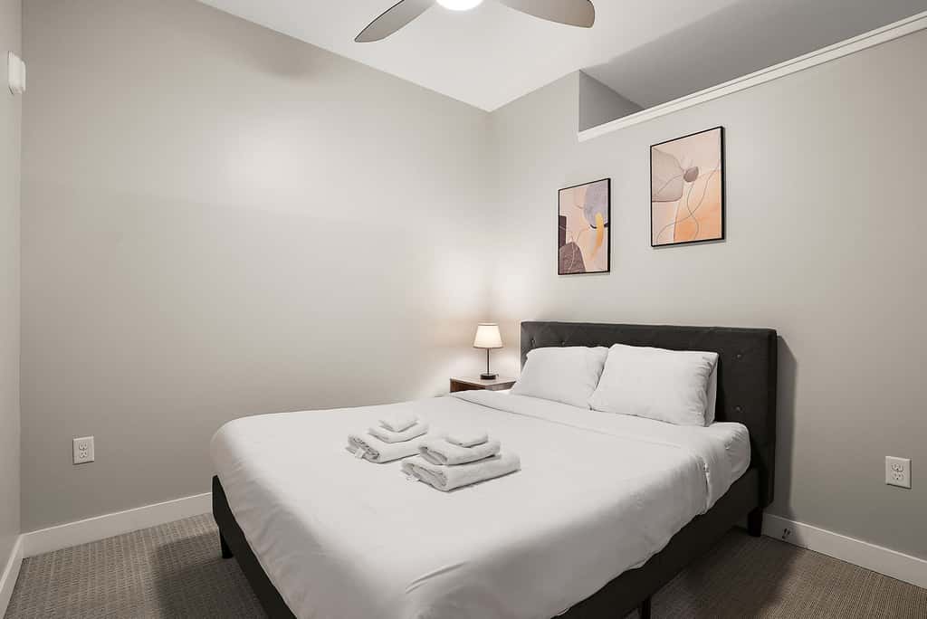 CozySuites in Marquee Studio w/ balcony,pool & gym