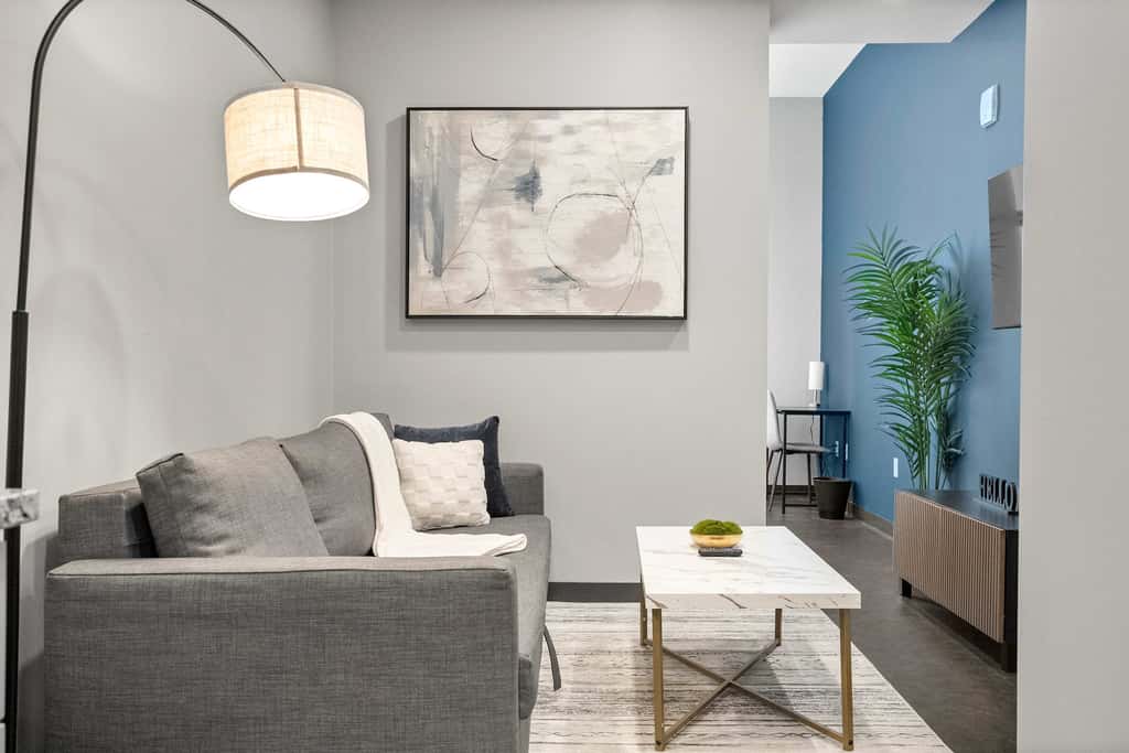 CozySuites Stylish 1BR/1BA Downtown Pitts