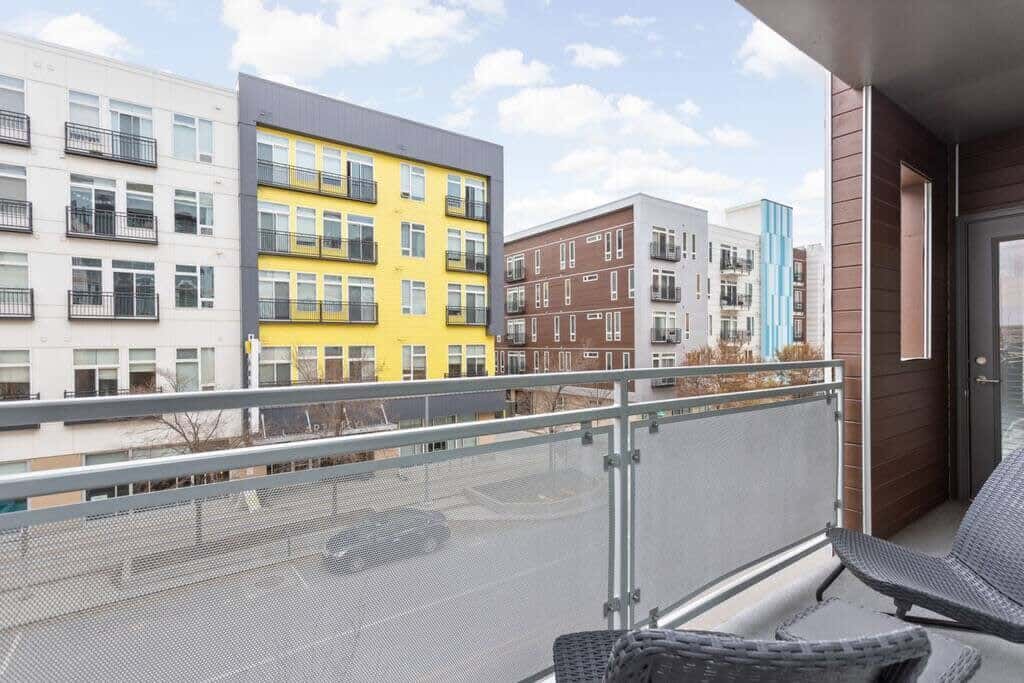 CozySuites | 3BR Monument Circle, Indy with parking