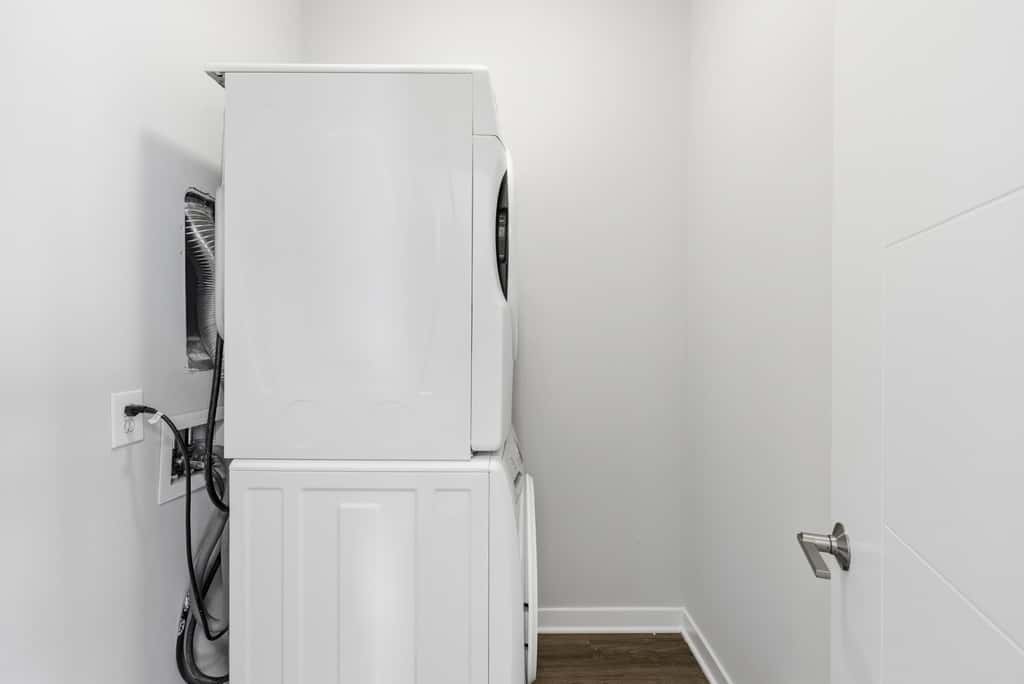 CozySuites | 3BR Monument Circle, Indy with parking
