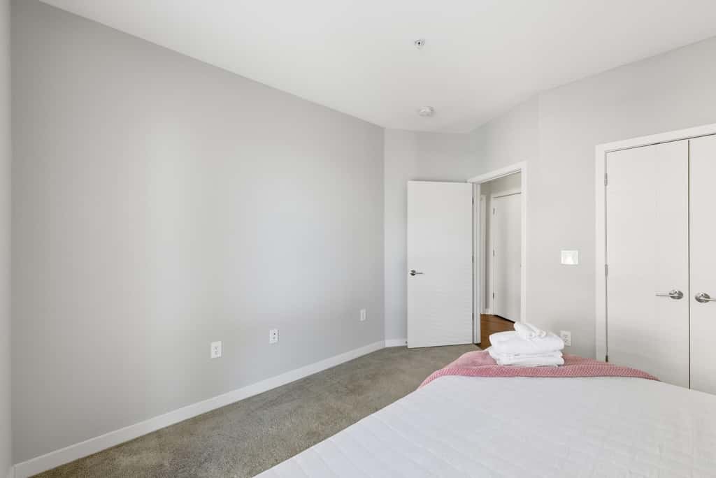 CozySuites | 3BR Monument Circle, Indy with parking