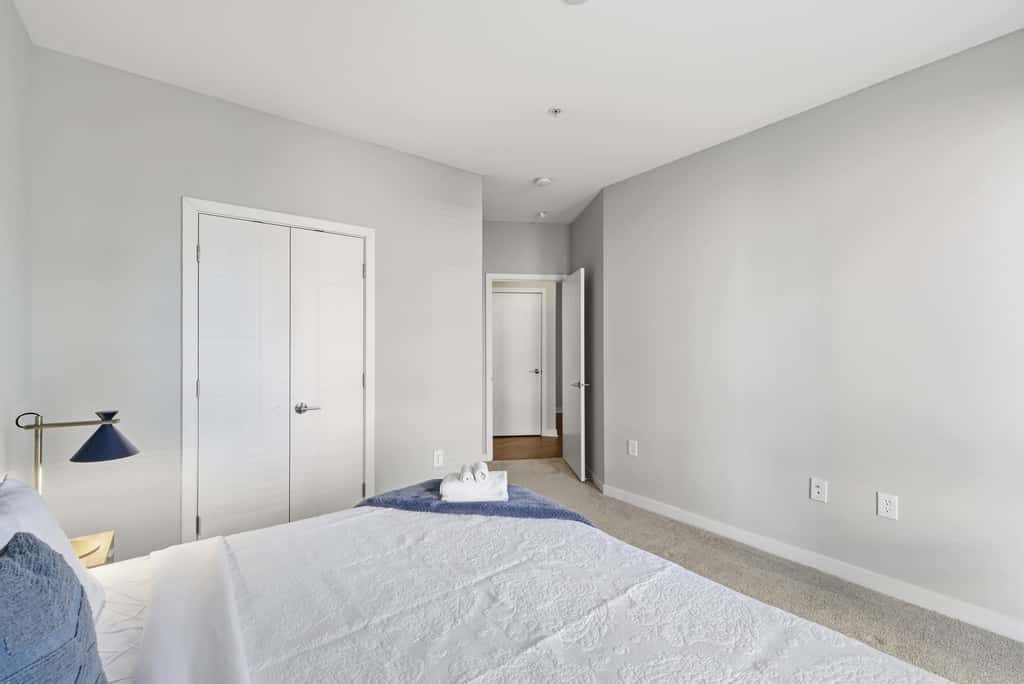 CozySuites | 3BR Monument Circle, Indy with parking