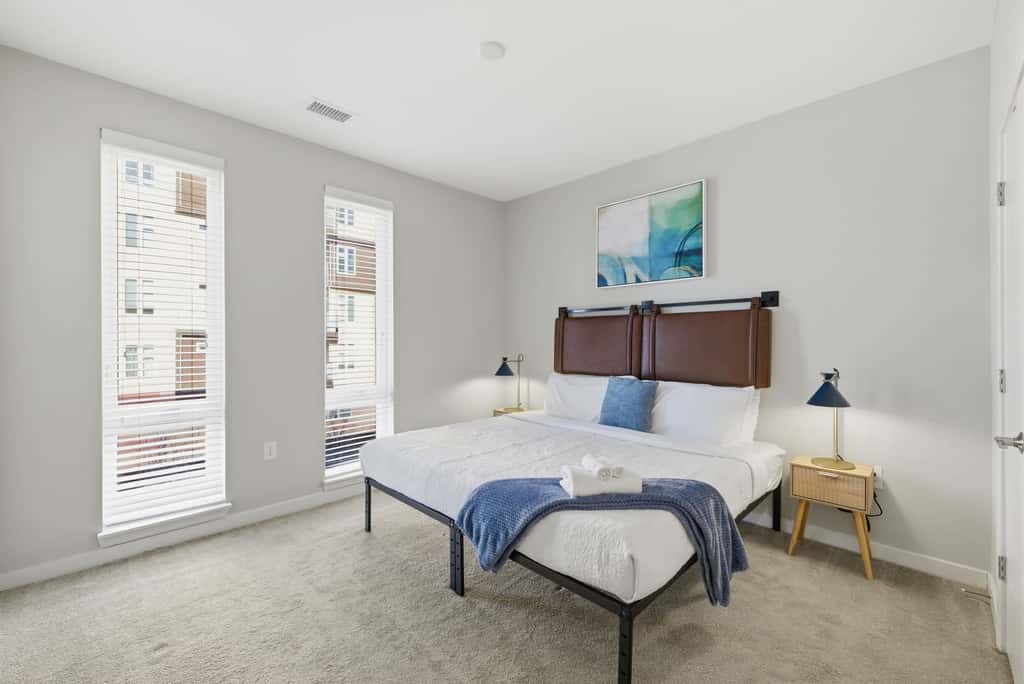 CozySuites | 3BR Monument Circle, Indy with parking