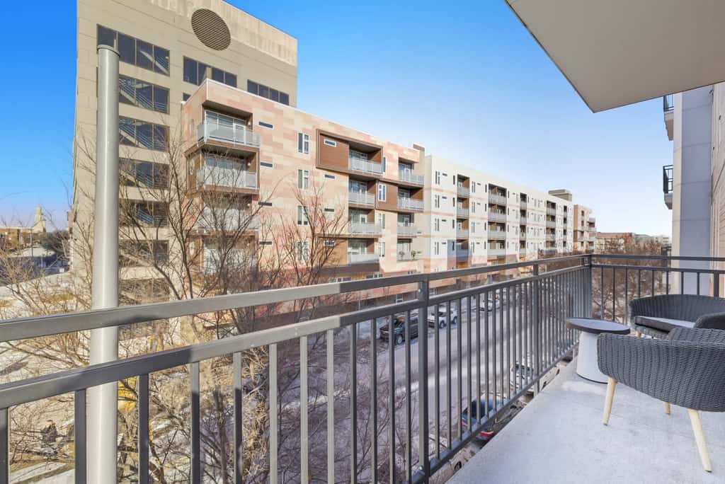 CozySuites | 3BR Monument Circle, Indy with parking