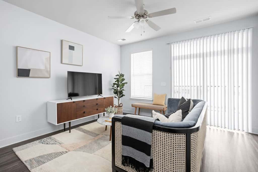 CozySuites Modern 2BR/2BA, Nora Indianapolis