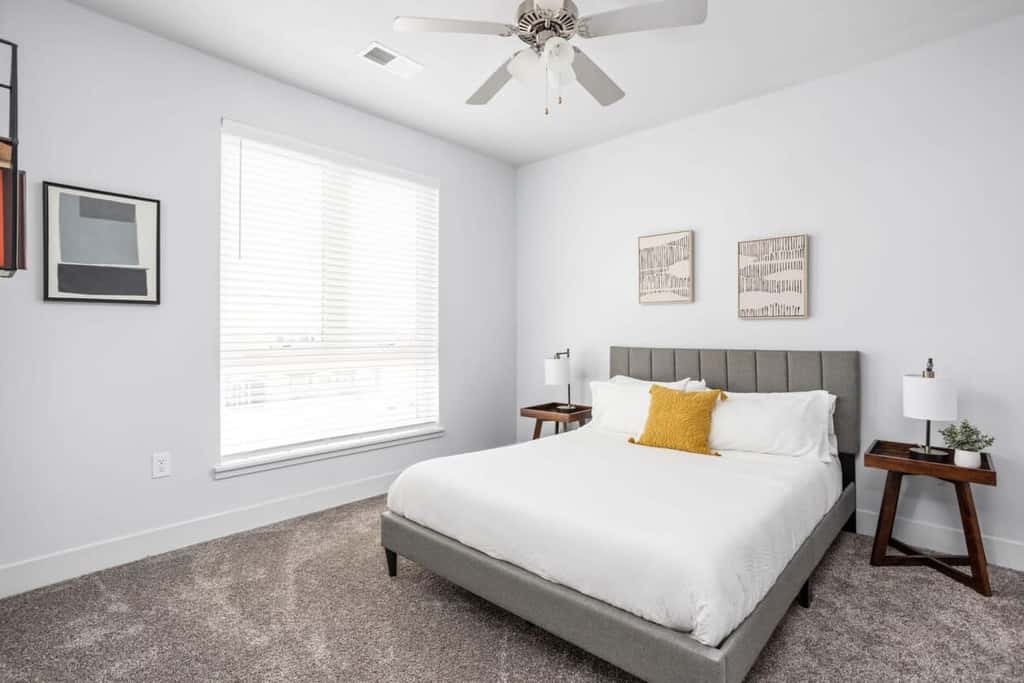 CozySuites Modern 2BR/2BA, Nora Indianapolis