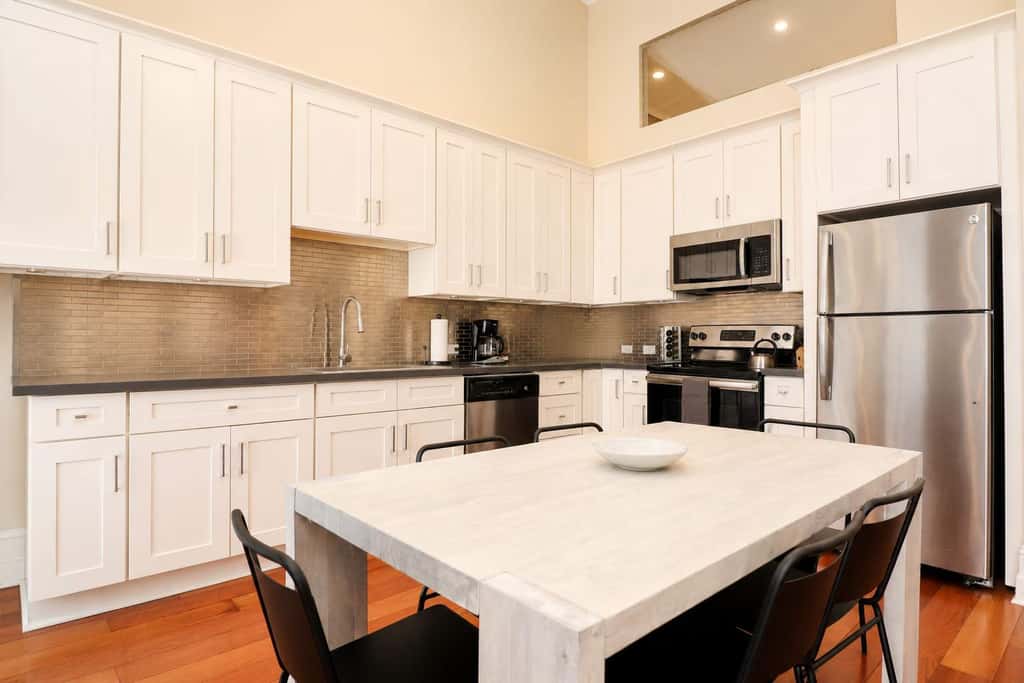 Roami at Factors Row | Courtyard | 4BR Combo