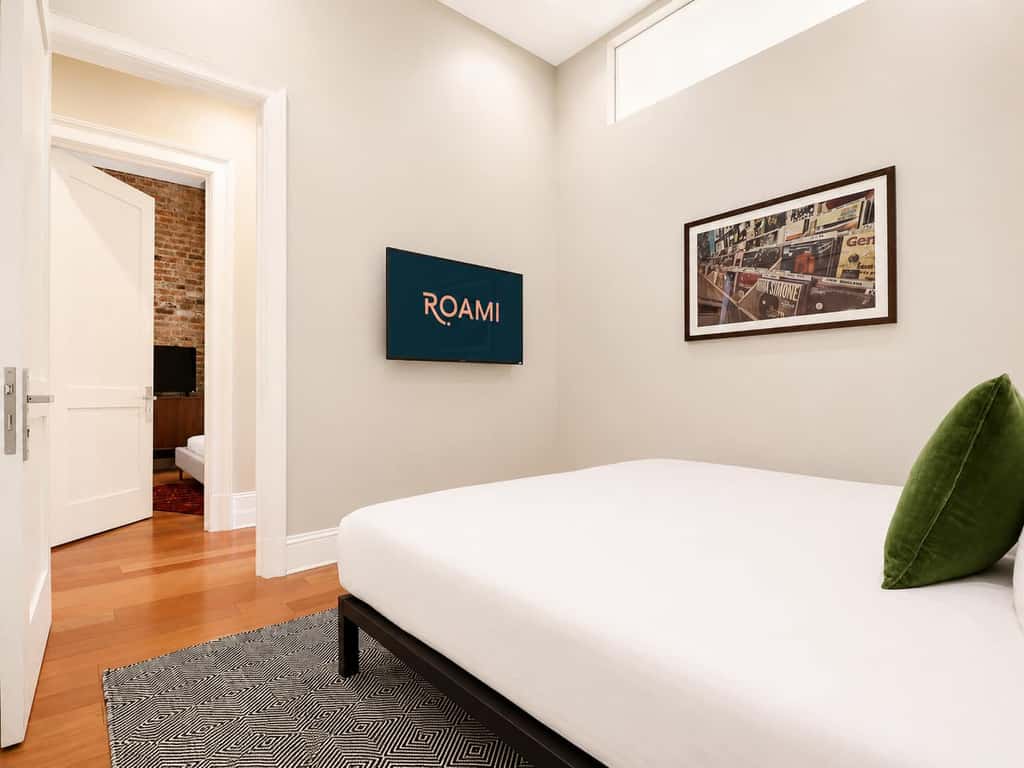 Roami at Factors Row | Courtyard | 4BR Combo