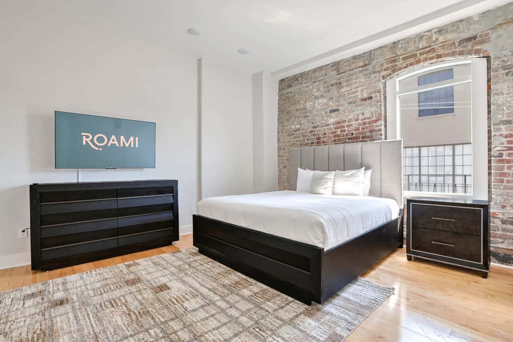 Roami at Churchill | 2 Bedroom Penthouse