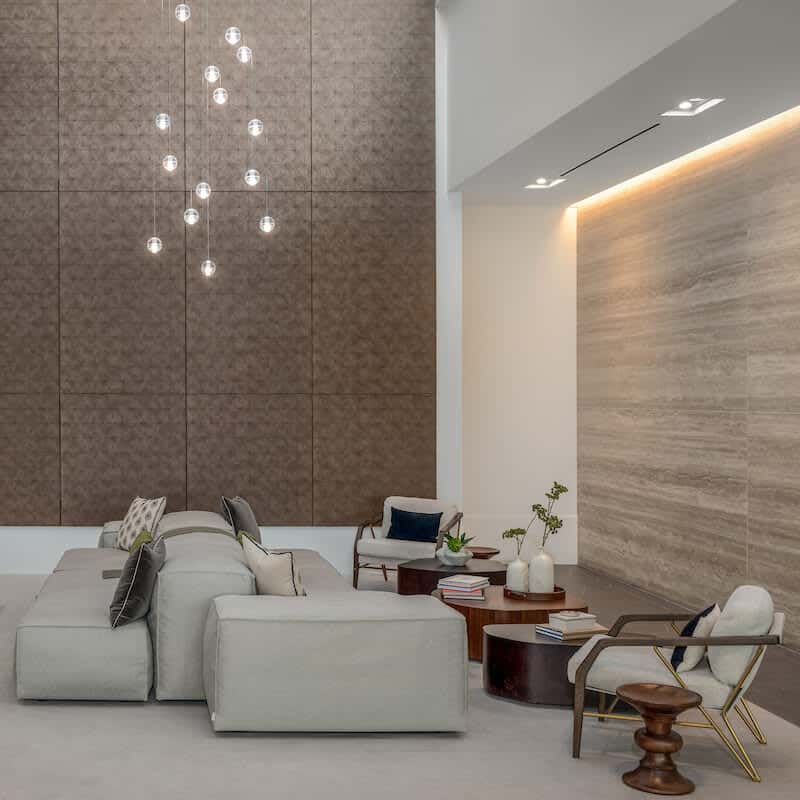 Cozysuites Adeline 1BR - valet parking, gym, pool!